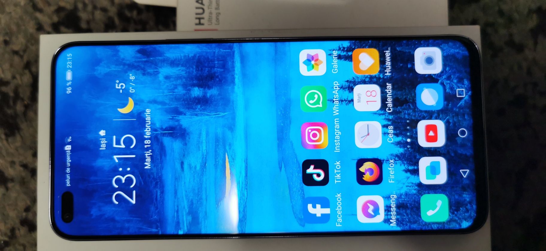 Huawei Nova 8i + Huawei  Band 7 la cutie 6gb/128gb