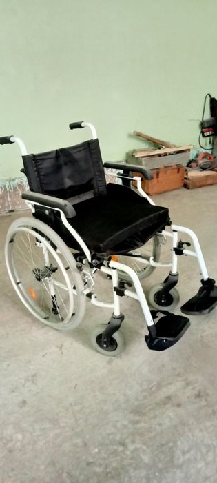 Коляска инвалидная