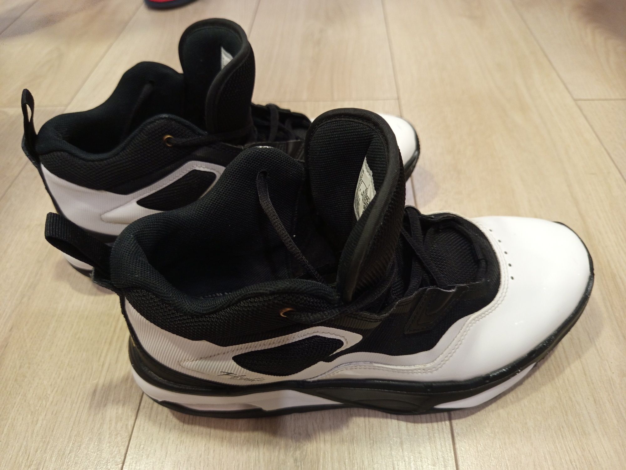 Jordan Stay Loyal 3