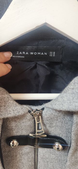 Вълнено палто ZARA размер XS,като ново
