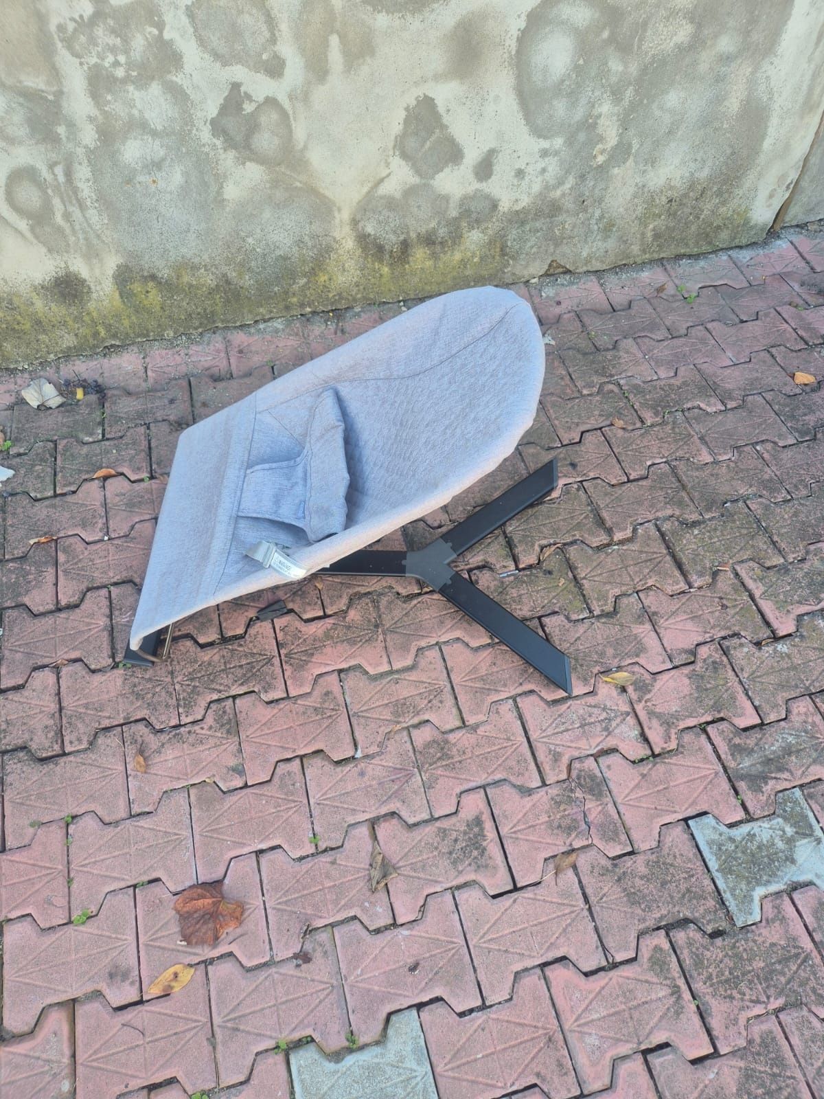Carucior 3 in 1 Chipolino si balansoar