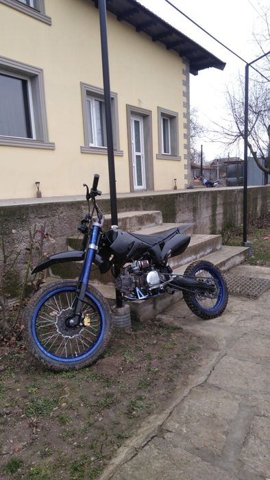 Vând Motocross 300 ron