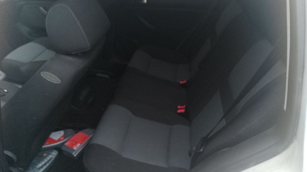 Vând vw golf 4 , motor 1.6 benzină