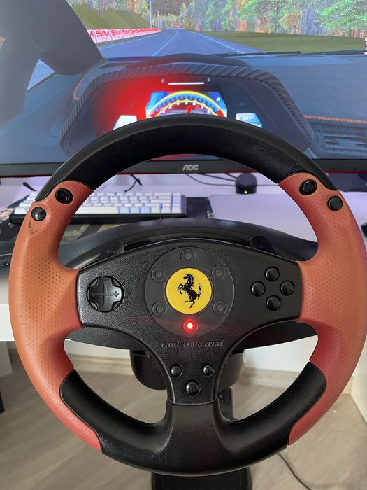 Volan si pedale Gaming Thrustmaster Ferrari Red Legend Edition