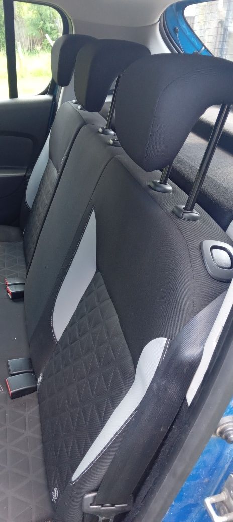 Vindem Dacia Sandero Stepway,motor 1,5 din anul 2014