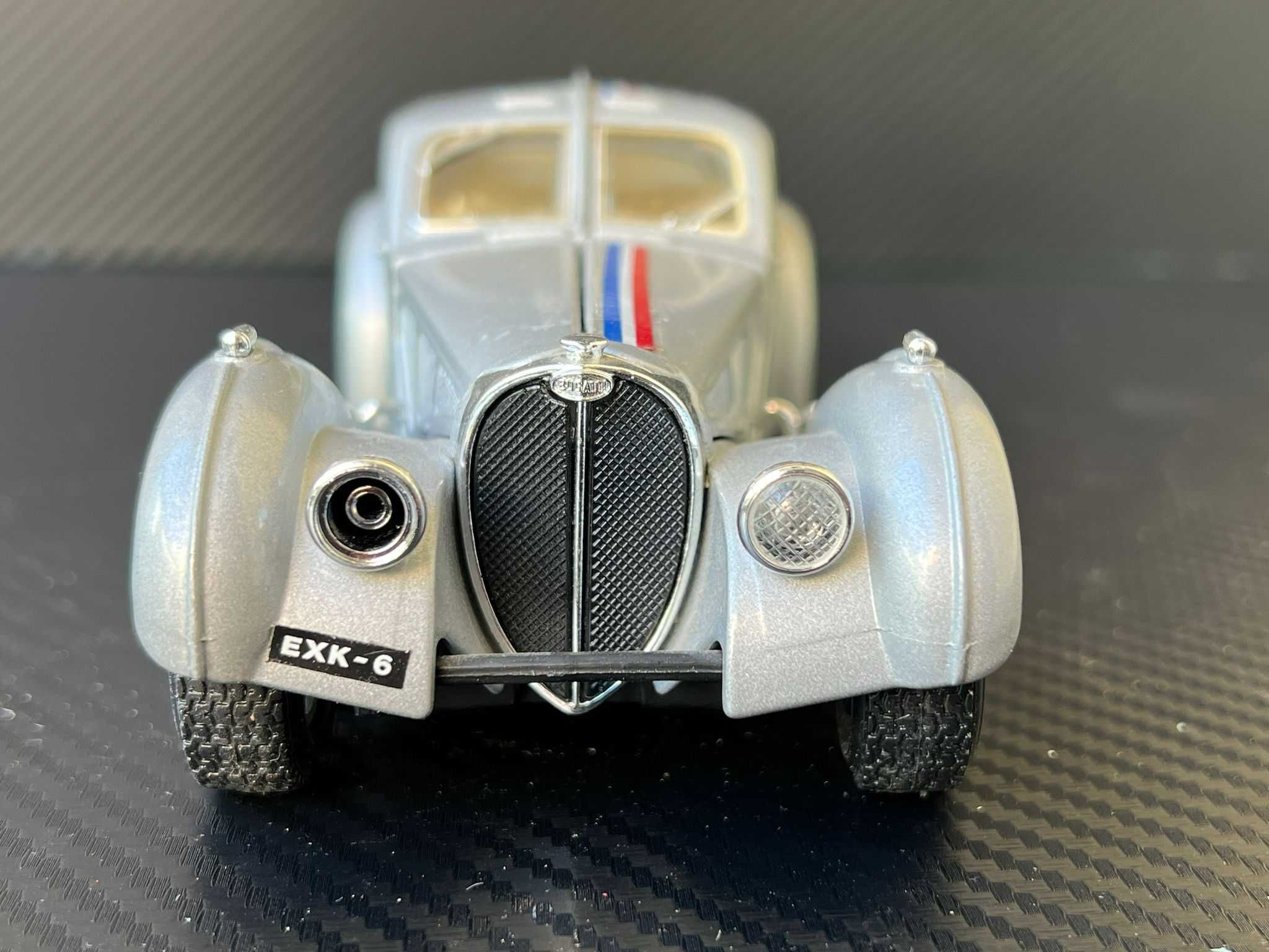 Macheta auto 1/24 Burago Bugatti Atlantic