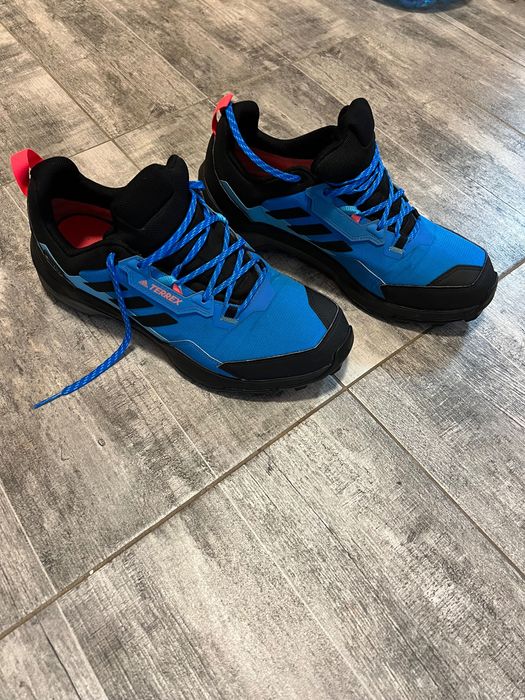 Маратонки ADIDAS TEREX неразличими  от нови