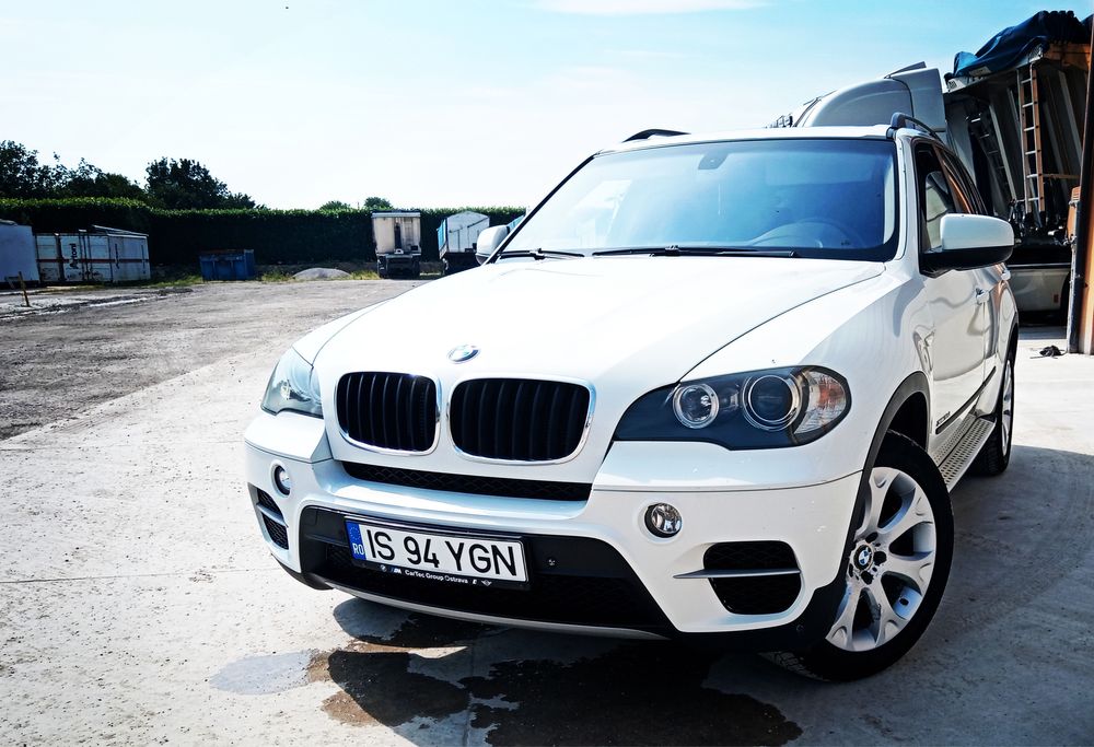 Vand/Schimb BMW X5 cu teren sau camion de peste 7,5 tone