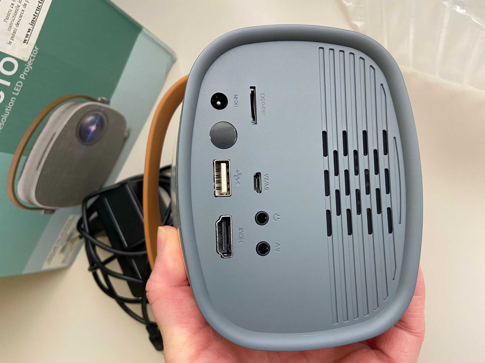 Videoproiector Loosafe YG230 WiFi, portabil - nou