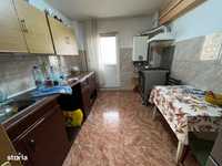 Apartament 3 camere Mioveni, Bld. Dacia, Et2, 2 bai