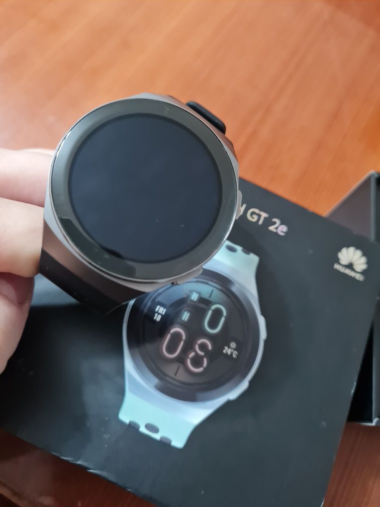 Смарт-часы Huawei Watch GT 2E