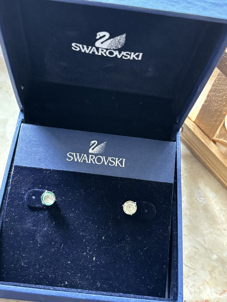 Swarovski бижута