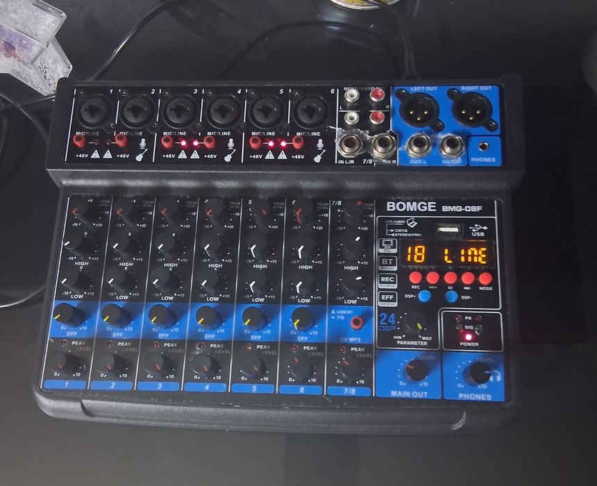 Vând mixer profesional an stare bună