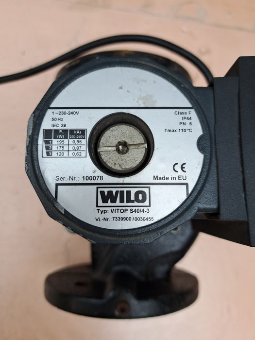 Циркуляционный насос WILO Typ:VITOP S 40/4-3