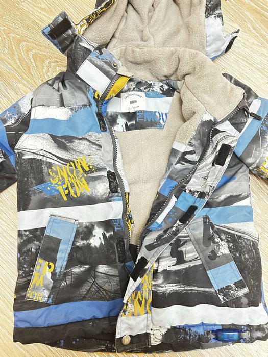 Куртка детская в отличном состояние