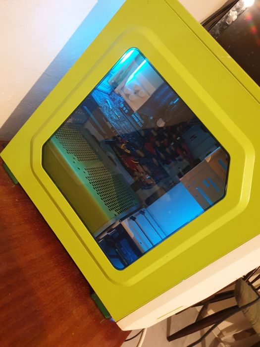 Calculator Gaming 16 gb rami rulează orice joc