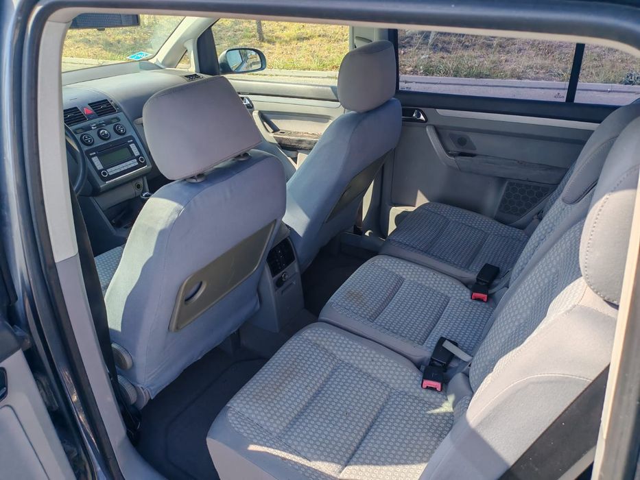 Volkswagen Touran Benzina si Gpl