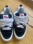 Кецове Vans knu skool