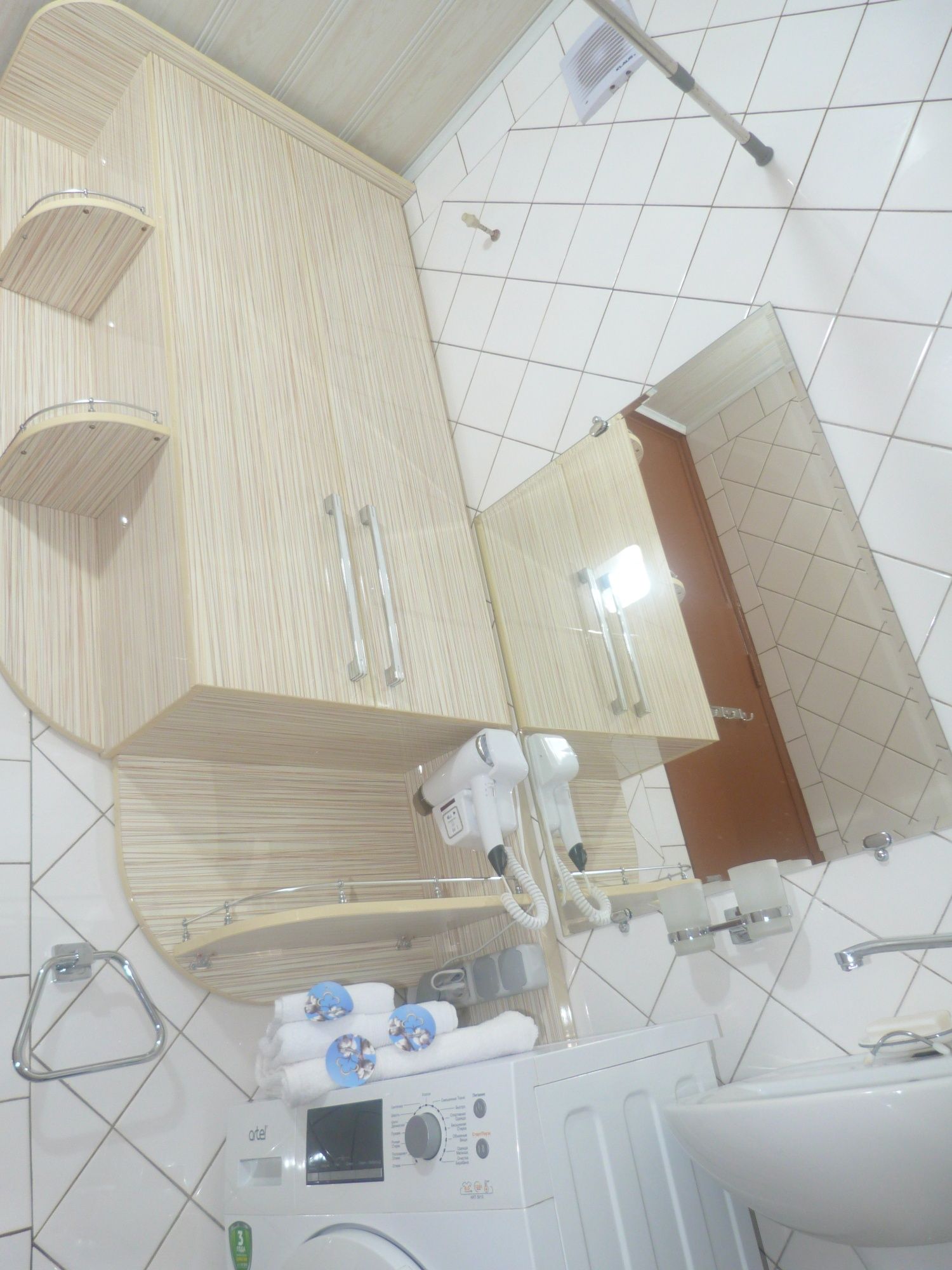 Своя квартира‼️Сдам в аренду 2в3 Юнусабад 15 . Без риелторских услуг!