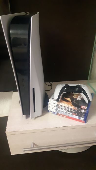Игровая приставка PS5
