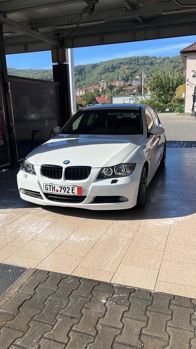 BMW e90 3L aspirat