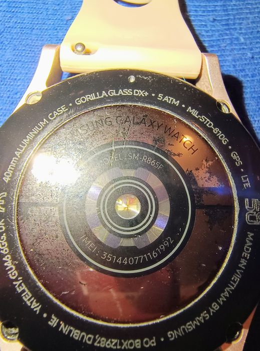 Samsung Galaxy Watch4 40mm LTE (SM-R865)