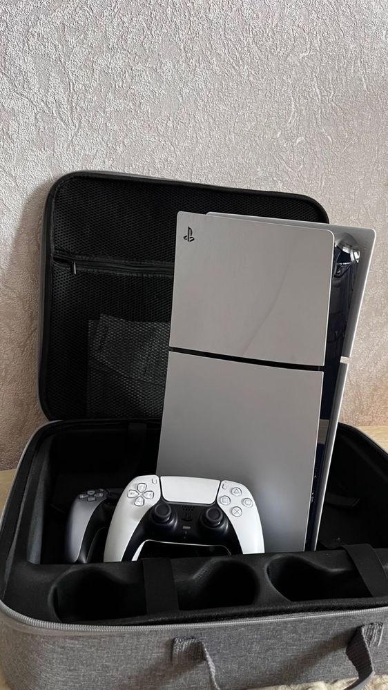 Продаю PlayStation новый!