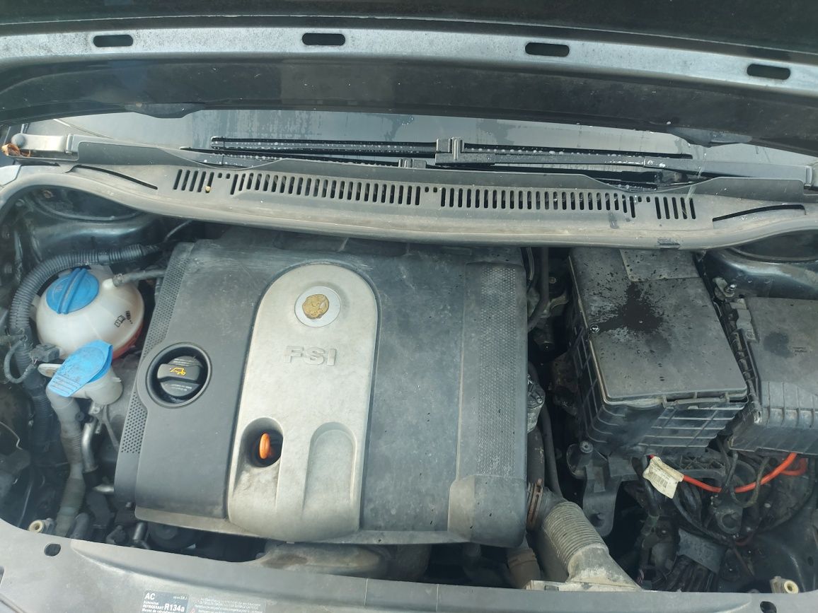 VW Touran 1.6 FSI на части !!!