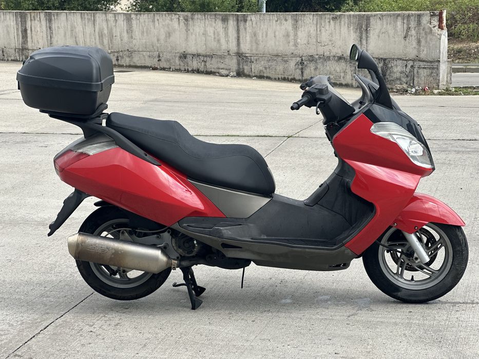 Scuter Aprilia Atlantic 125cc categoria B