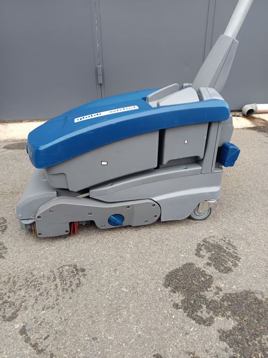 Подопочистваща машина