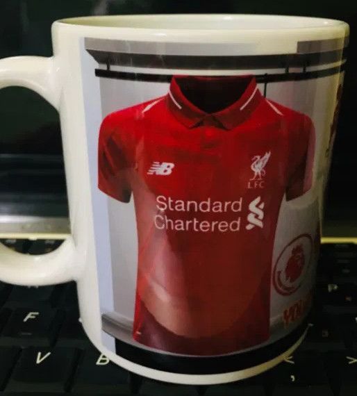 Футболна чаша на LIVERPOOL с Ваше Име и Номер!Фен чаша на Ливърпул!