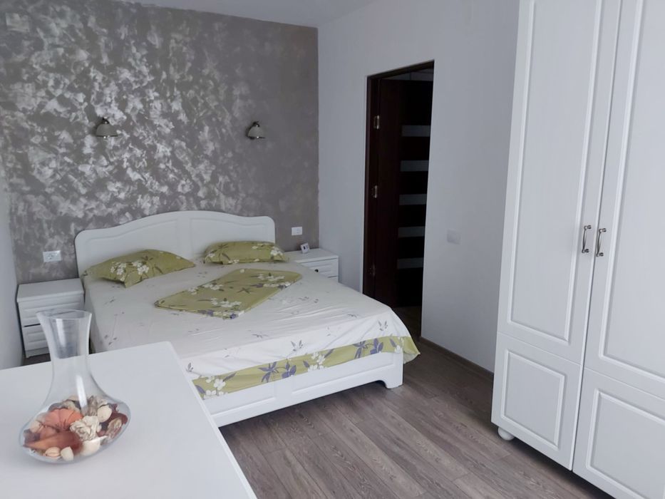 Inchiriez apartament 2 camere