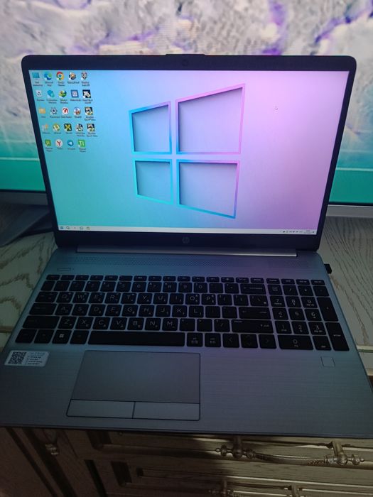Ноутбук очень хороший hp