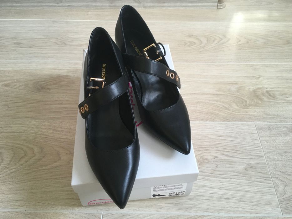 Дамски      обувки