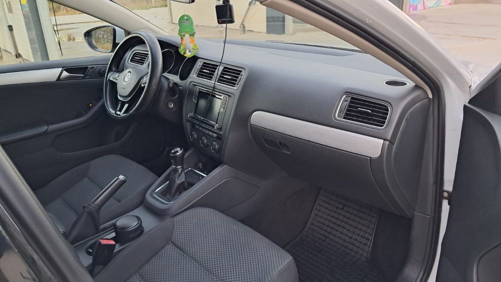 Vw Jetta / 1.2 benzina / 105 cp / proprietar