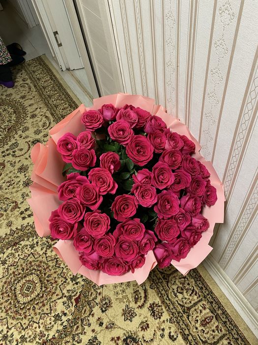 51 роза букет цветы