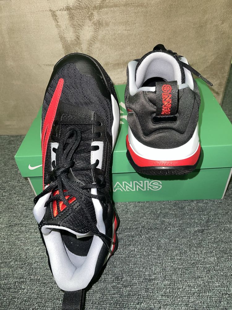 Nike Giannis Immortality 3