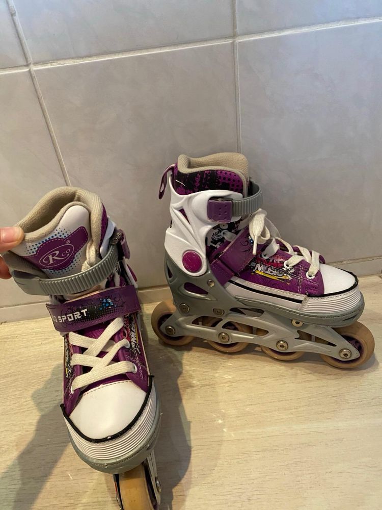 Vand doua perechi de role pt copii. Marca RCO SPORT si OXELO,