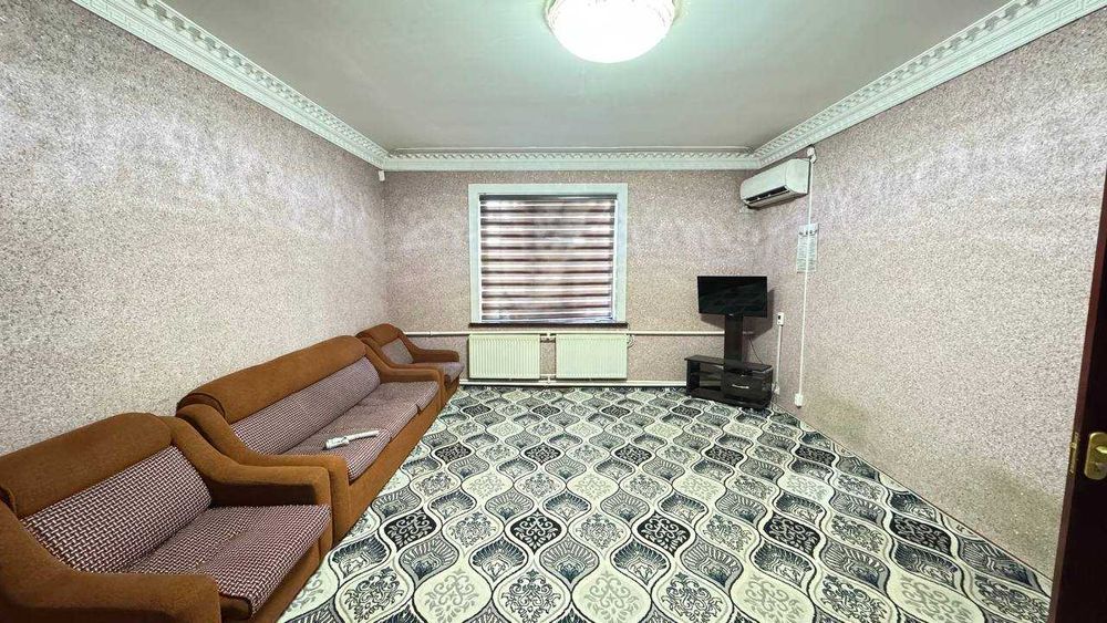 Ватний Мерос магазини 1 қаватда 2 хонали квартира сотилади. ID: 1517