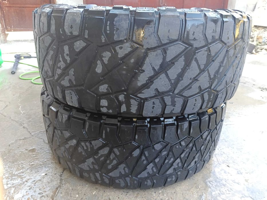 Шины 35х12,50 R20