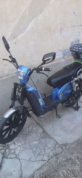 Vind scuter electric