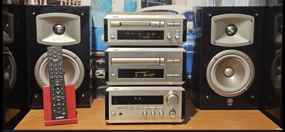 Amplituner receiver amplificator Yamaha RX E 100 sau minidisc sau cd