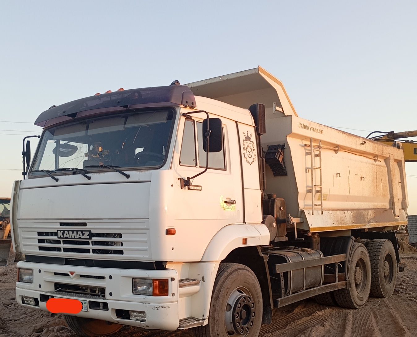 Yevro 3 kamaz sotiladi