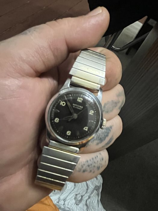 Часовник Москва и Слава