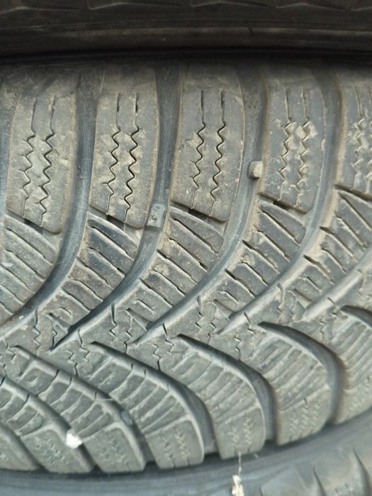 Гуми зимни 165/70/14