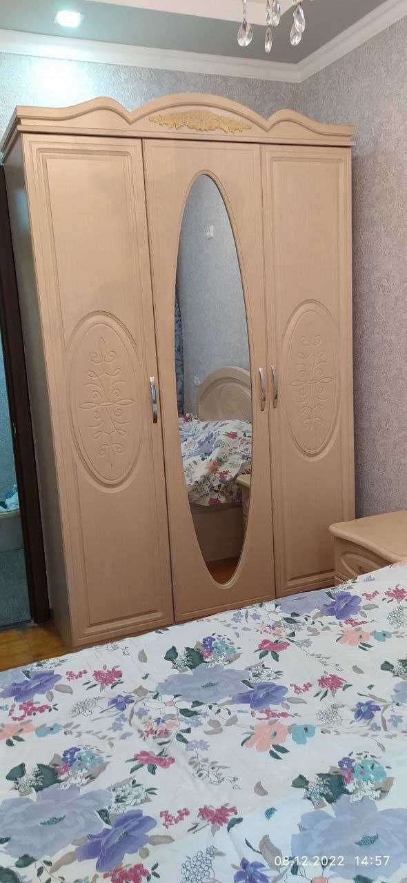 Сдам 2х комнатную все есть Кадышева , Лисунова
