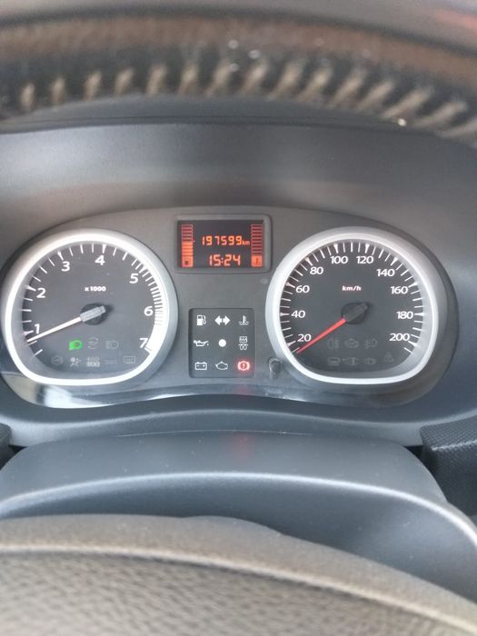 Dacia Duster Negru anul  2010 198000 km