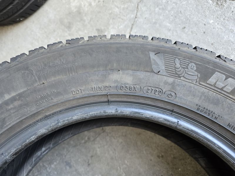 215/65/17 MICHELIN 4бр