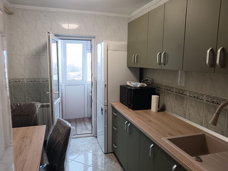 Inchiriez apartament cu 2 camere