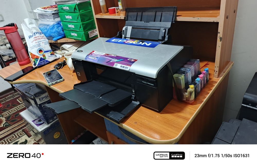 Epson6 ta rangli tezkor foto printer.Hama yeri Ishlaydi karopka dakume